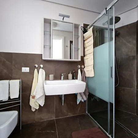 The White Domus Apartment *