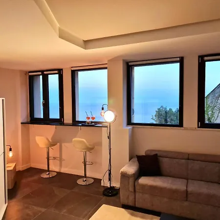 The White Domus Apartment *