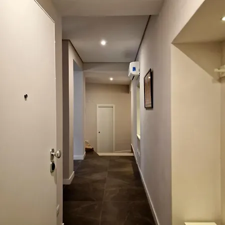 Apartment The White Domus *