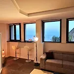 The White Domus Appartement *